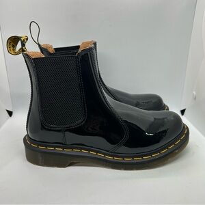 Dr. Martens 2976 Black Patent Leather Chelsea Boot Womens Size 7